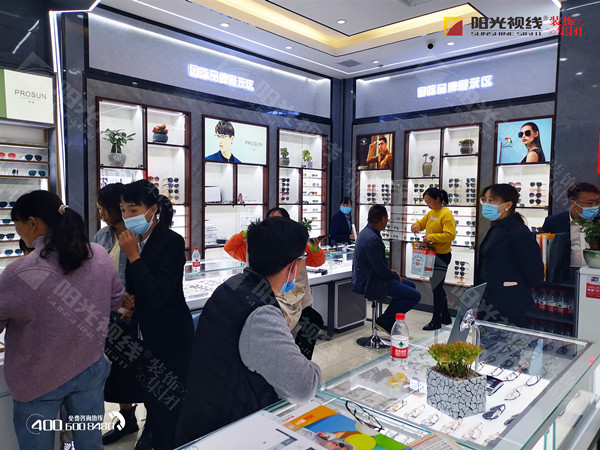 眼镜店怎么装修才能吸引更多顾客？